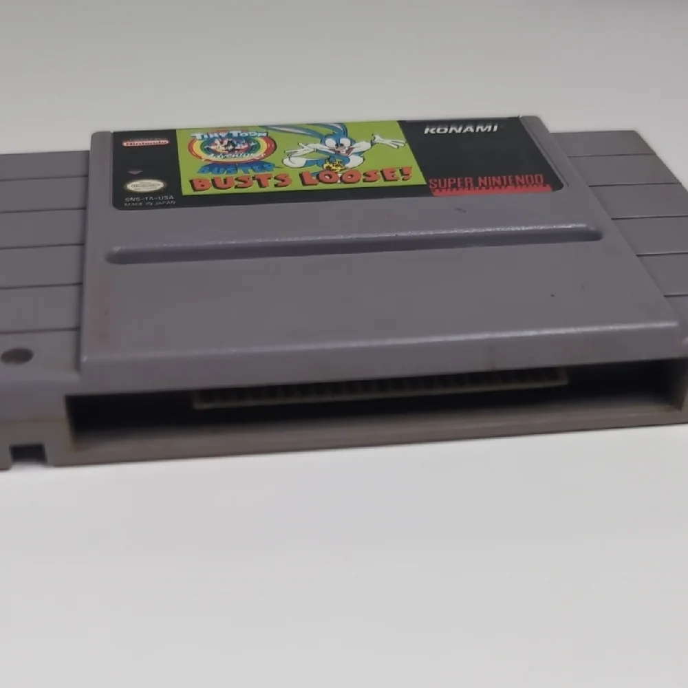 Tiny Toon Adventures: Buster Busts Loose! - Gray Game Cartridge